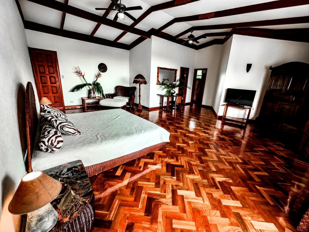 Canal Grande Lodge Piedades Bagian luar foto